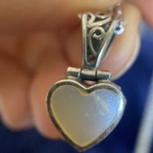 925 Silver mother of pearl ornate heart pendant 18" necklace